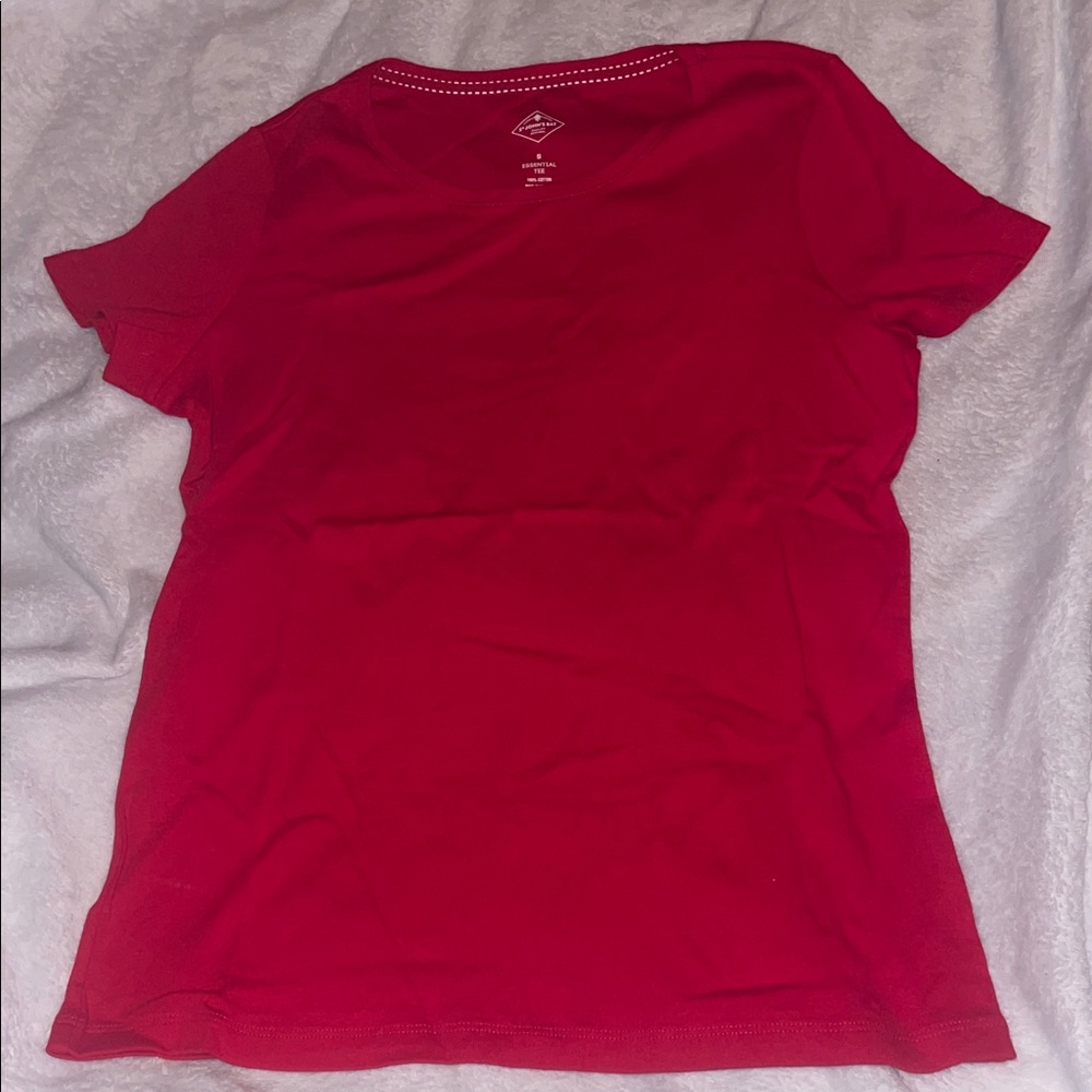 St. John's Bay Vibrant Red Short Sleeve Tee